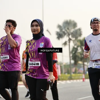 Runner Photo 5904669