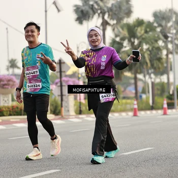 Runner Photo 5904692