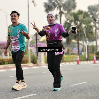 Runner Photo 5904700