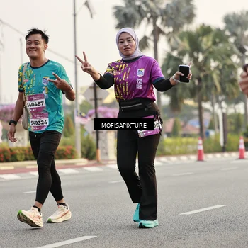 Runner Photo 5904701