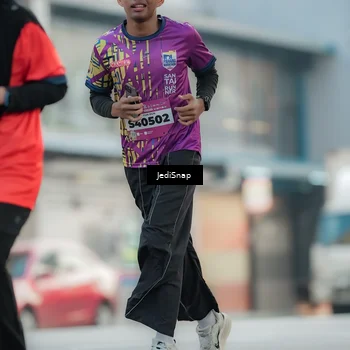 Runner Photo 5904709