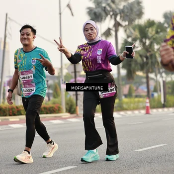 Runner Photo 5904724