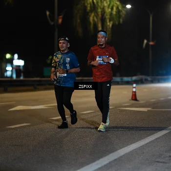 Runner Photo 5904750
