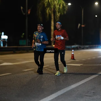 Runner Photo 5904752