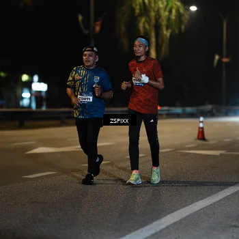 Runner Photo 5904755