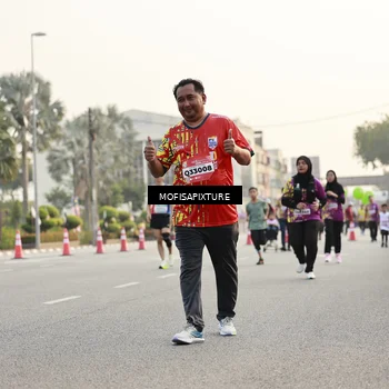 Runner Photo 5904760