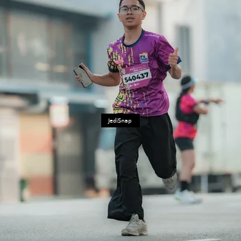 Runner Photo 5904768