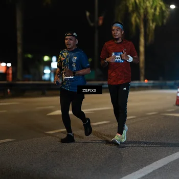 Runner Photo 5904793