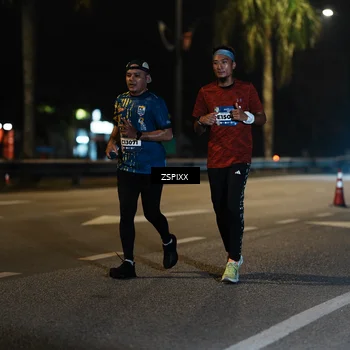 Runner Photo 5904799