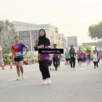 Runner Photo 5904821