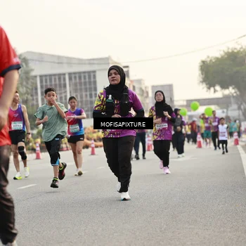 Runner Photo 5904823