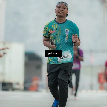 Runner Photo 5904829
