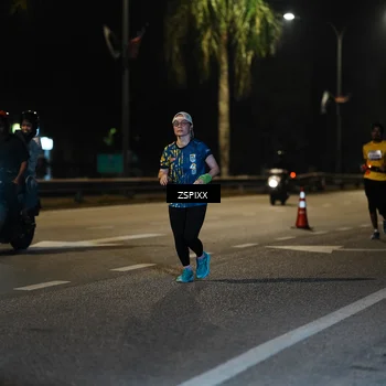 Runner Photo 5904835