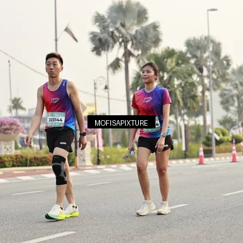 Runner Photo 5904843