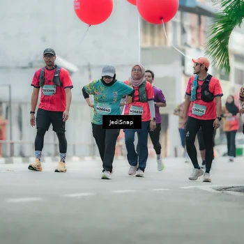 Runner Photo 5904846