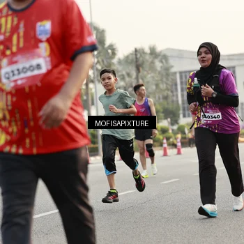 Runner Photo 5904864