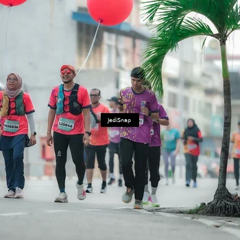 Runner Photo 5904867