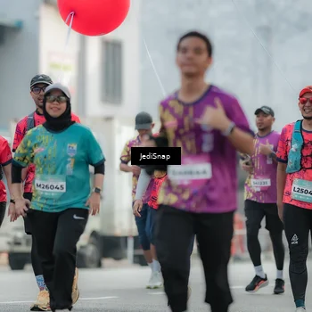 Runner Photo 5904880