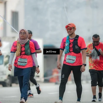 Runner Photo 5904901