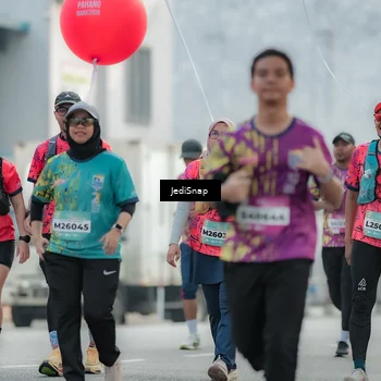 Runner Photo 5904902