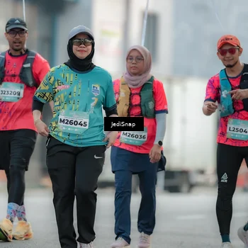 Runner Photo 5904915