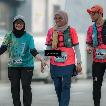 Runner Photo 5904918