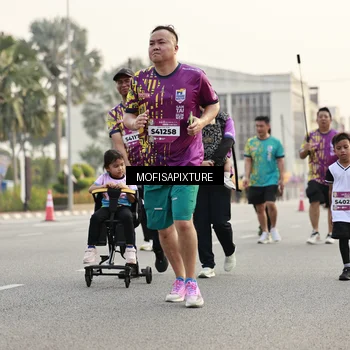 Runner Photo 5904922