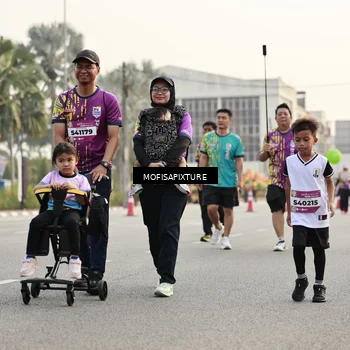 Runner Photo 5904947