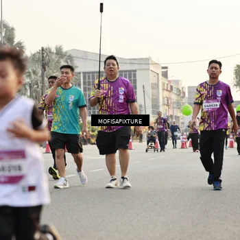 Runner Photo 5904965