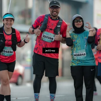 Runner Photo 5904971