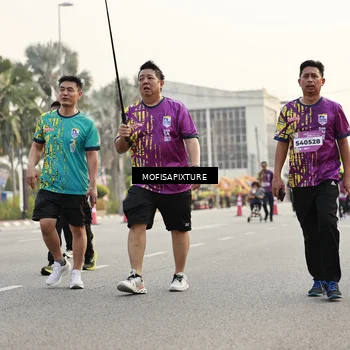 Runner Photo 5905007