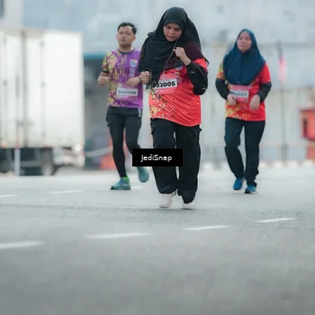 Runner Photo 5905043
