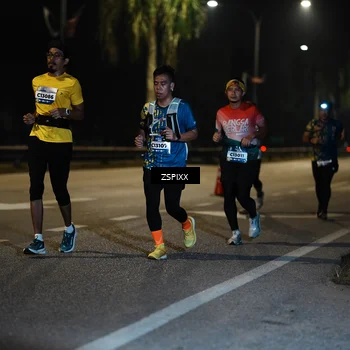 Runner Photo 5905046