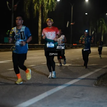 Runner Photo 5905053