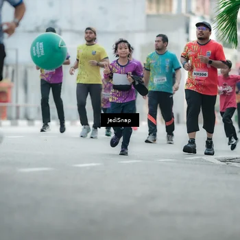 Runner Photo 5905076