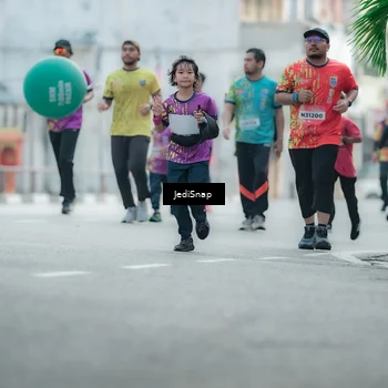 Runner Photo 5905086