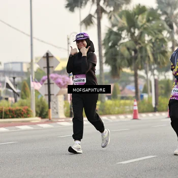 Runner Photo 5905107