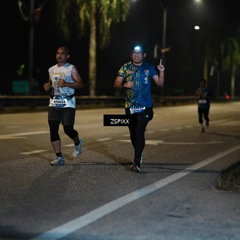 Runner Photo 5905113