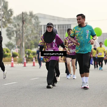 Runner Photo 5905117