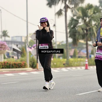 Runner Photo 5905122