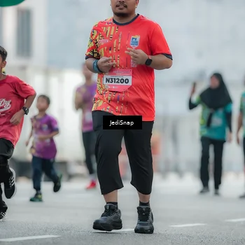 Runner Photo 5905126