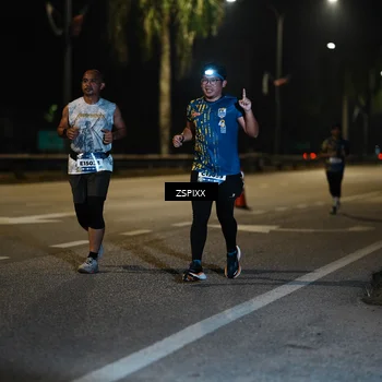 Runner Photo 5905144