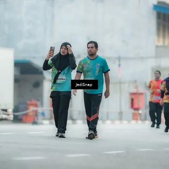 Runner Photo 5905159
