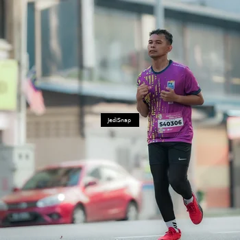 Runner Photo 5905160
