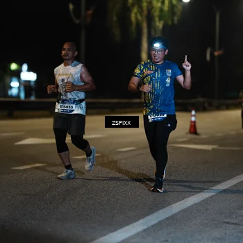 Runner Photo 5905172