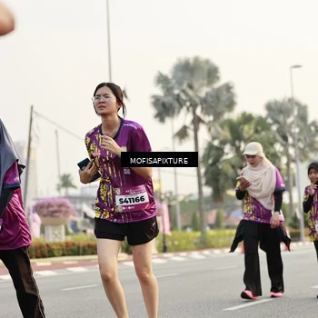 Runner Photo 5905188