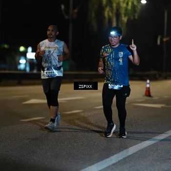 Runner Photo 5905194