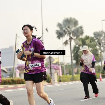 Runner Photo 5905200