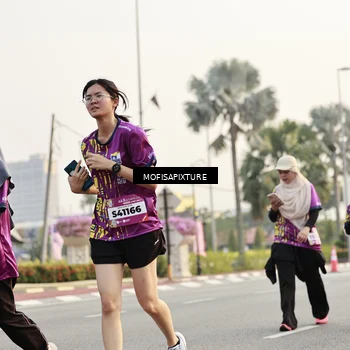 Runner Photo 5905202