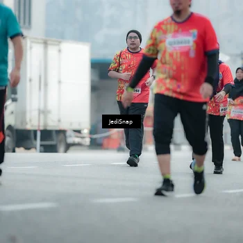 Runner Photo 5905210
